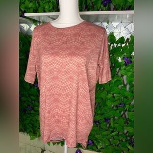 Lularoe Woman Size XXS Aztec Pattern High Low Peach Short Sleeve Shirt